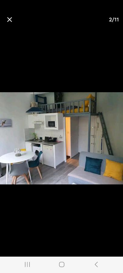 Charmant Studio Avec Mezzanine Apartamento Aix-en-Provence Exterior foto